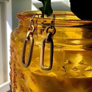 ⭐️NWT! Modern Gold-Tone Drop Earrings